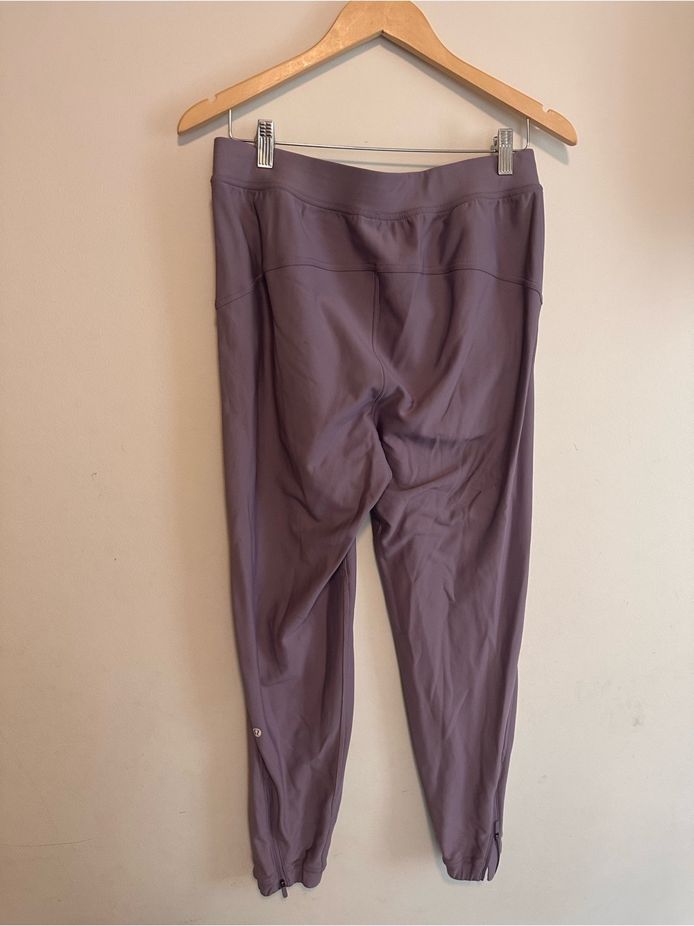 Lululemon Adapted State High Rise Jogger Size 8 Nightfall Purple Zip Cuff - Picture 2 of 5